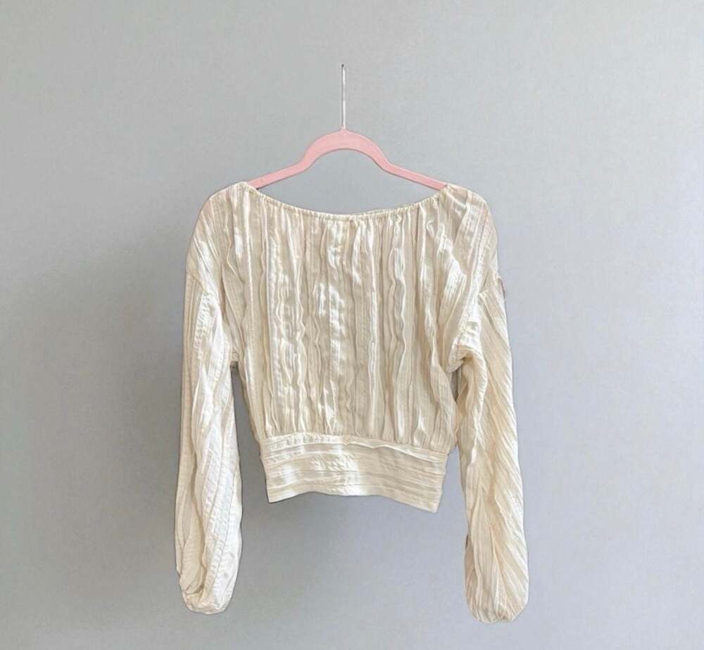 Line & Dot Quinn Long Sleeve Crinkle Blouse in Cream